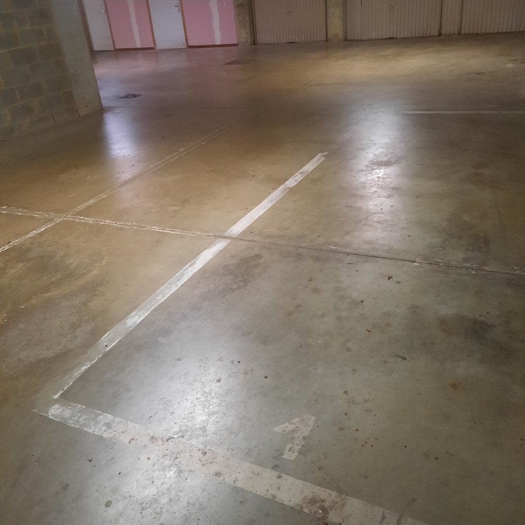 Emplacement de parking, Province de Namur