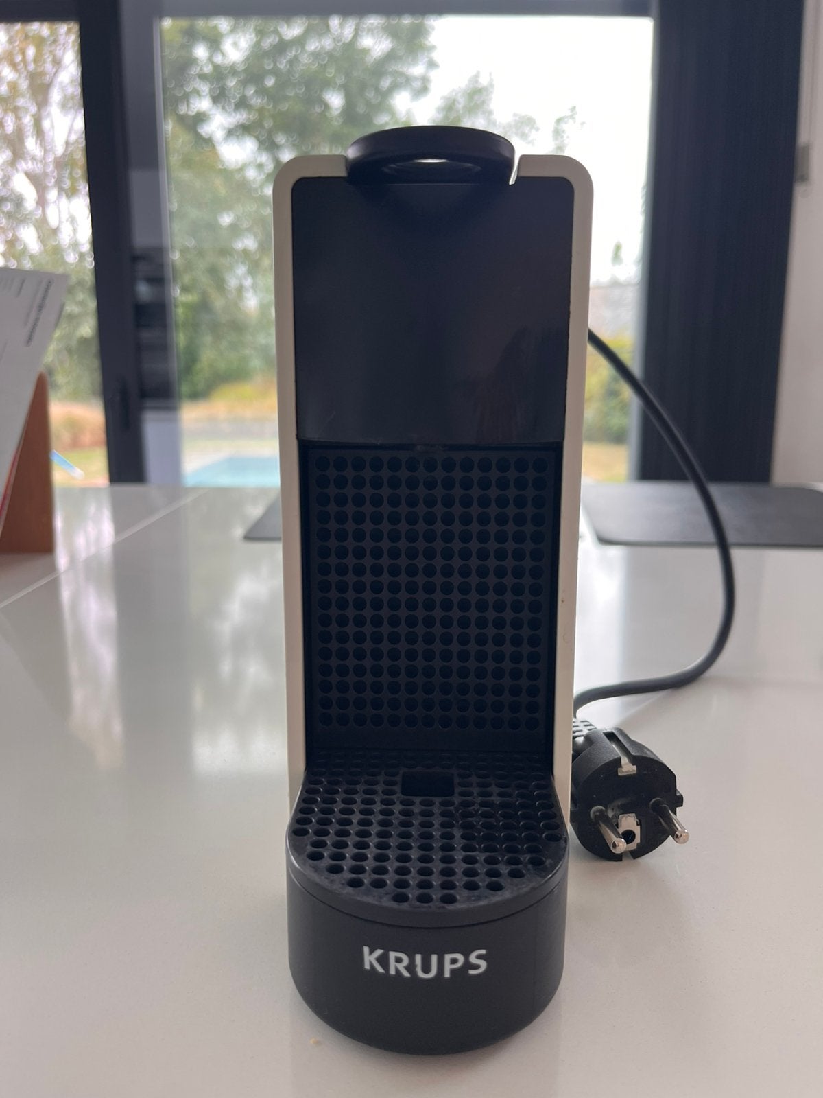 Nespresso koffiezet machine, Machine à espresso, Réservoir d'eau amovible, Comme neuf, Enlèvement
