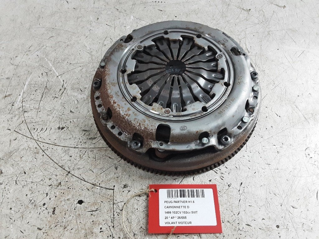 VOLANT MOTEUR Partner (EA / / EF / EN / EU) (C1017927), Mevr. I. Hauben, Utilisé, Rue de l'Espoir 34 34
4030  GRIVEGNÉE, BE, Info@Collignon.be