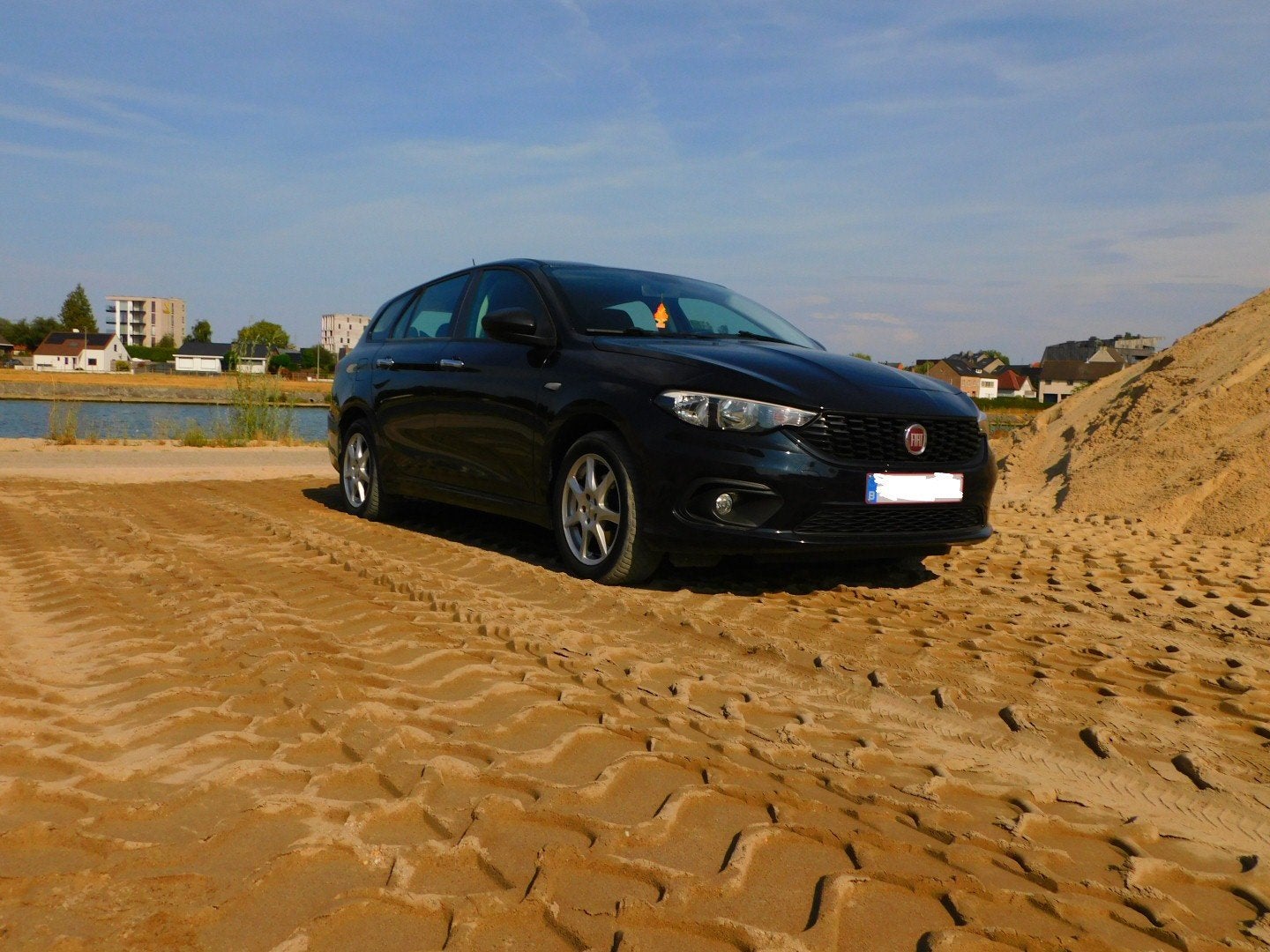 fiat Tipo SW 1.4 met lage kilometerstand MOET NU WEG!, Auto's, Voorwielaandrijving, Stof, Zwart, 4 cilinders