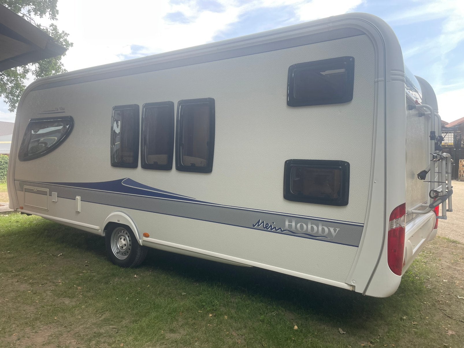 6 persoons Caravan Hobby La Vita 560, 250 cm breed, Rondzit, Hobby, Bedrijf, Tot en met 6