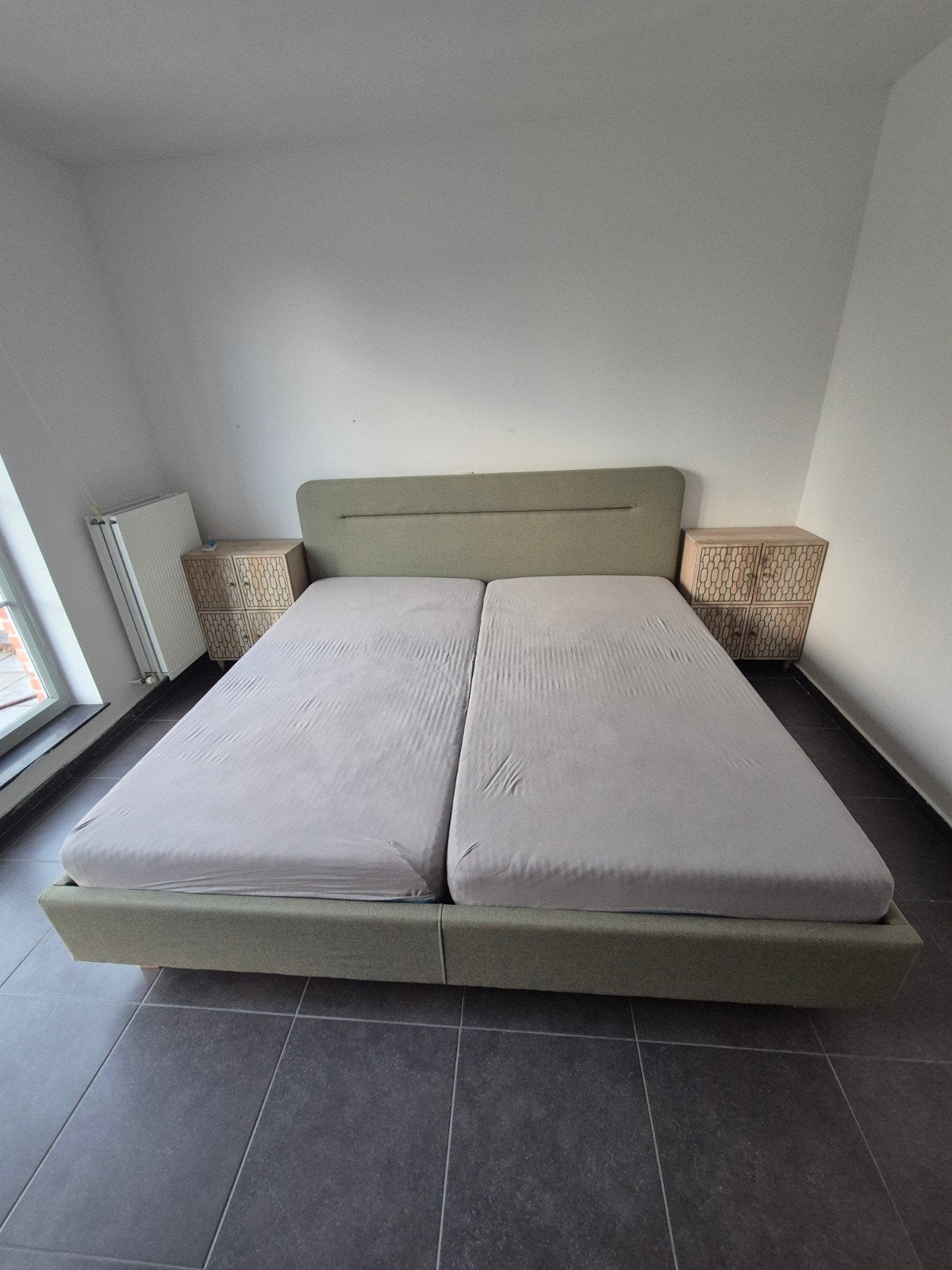 Zeldengebruikt Tweepersoonsbed groot 2 op 2 meter. Sleeplife, Huis en Inrichting, Slaapkamer | Bedden, Ophalen