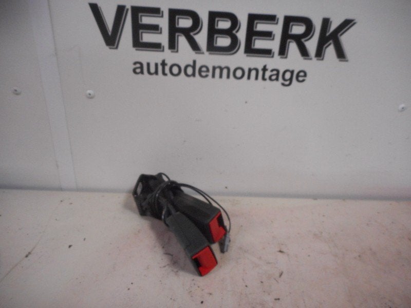 BOUCLE DE CEINTURE ARRIÈRE GAUCHE Opel Astra K (13409377), Opel, Opel Automobile GmbH, Utilisé, Kontakt-opel@opel.com