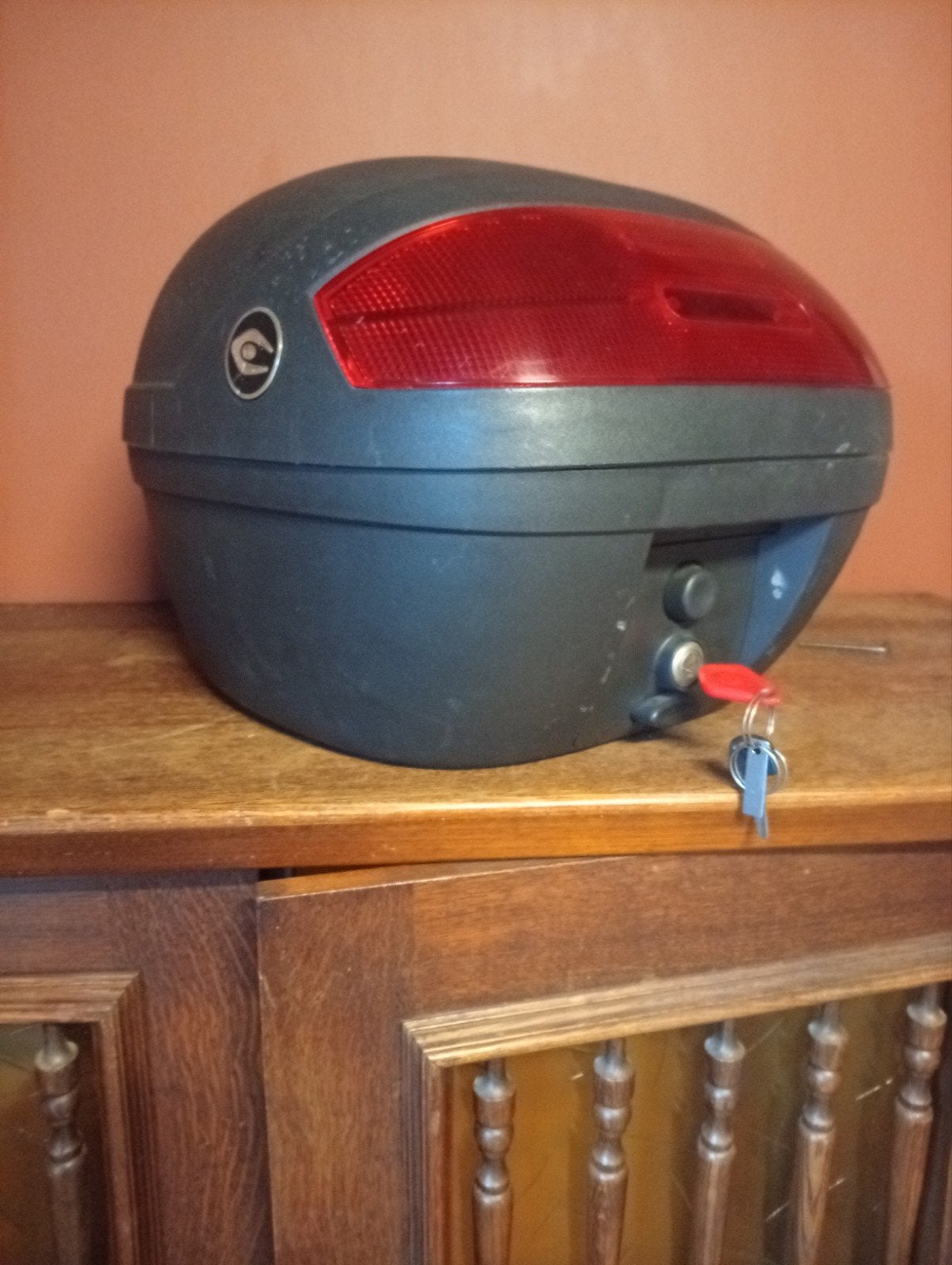 Coffre de scooter 40 l pour cause de non-utilisation, Vélos & Vélomoteurs, Pièces de cyclomoteur | Général, Enlèvement