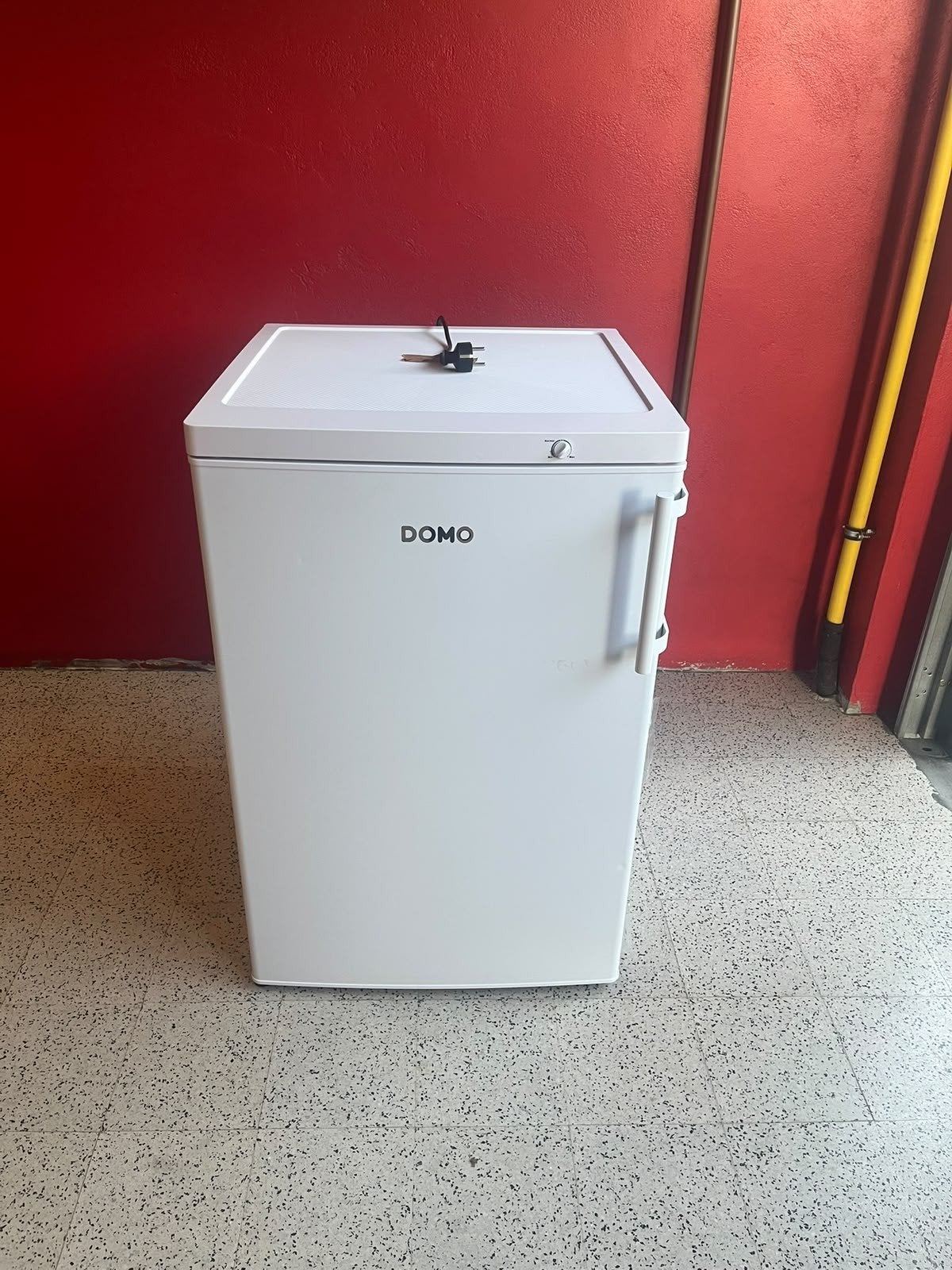 diepvries domo, Elektronische apparatuur, Minder dan 85 cm, Minder dan 60 cm, Zo goed als nieuw, Vrijstaand