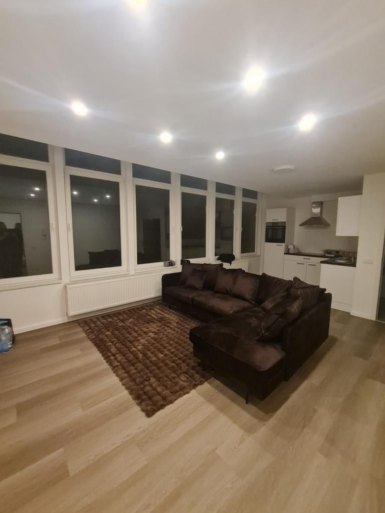 Corner Sofa for Sale – Excellent Condition