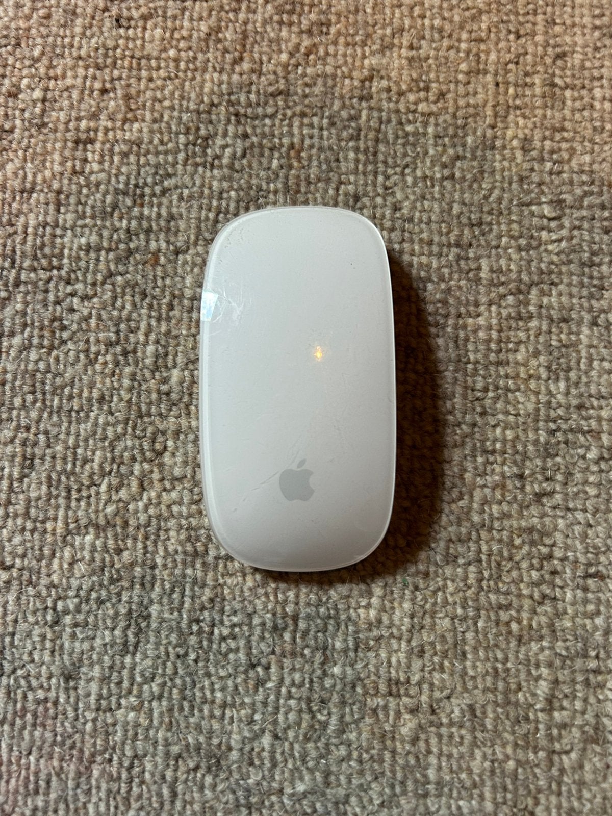 Apple Magic Mouse 1, Ophalen of Verzenden, Zo goed als nieuw, Draadloos, Muis