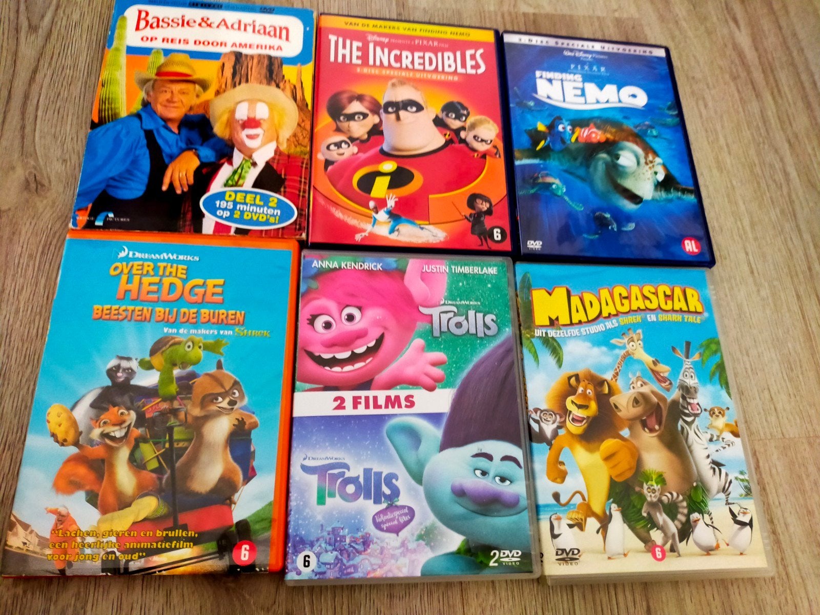 Verschillende tekenfilms op dvd., Cd's en Dvd's, Ophalen