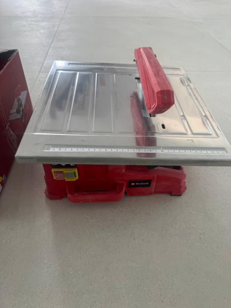 Tegelsnijmachine, Doe-het-zelf en Bouw, Ophalen, Zo goed als nieuw