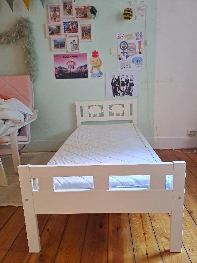 lit enfant IKEA avec sommier + matelas, Sommier à lattes, 70 à 85 cm, Enlèvement, Utilisé