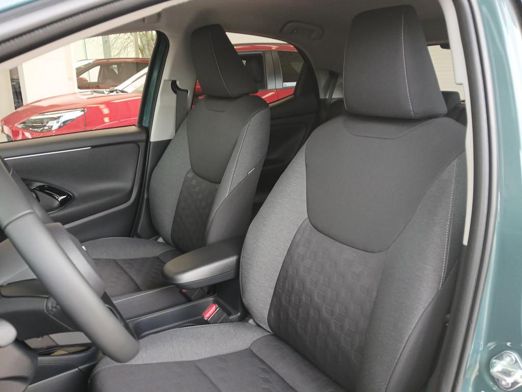 Toyota Yaris Ionic, Auto's, Toyota, Automaat, Stof, Overige kleuren, Overige brandstoffen