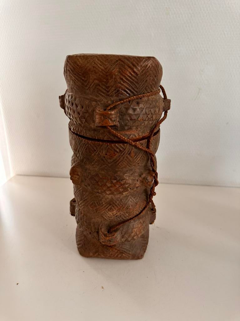 Collection d'art africain Kuba Pot Anthropologue Congo, Envoi