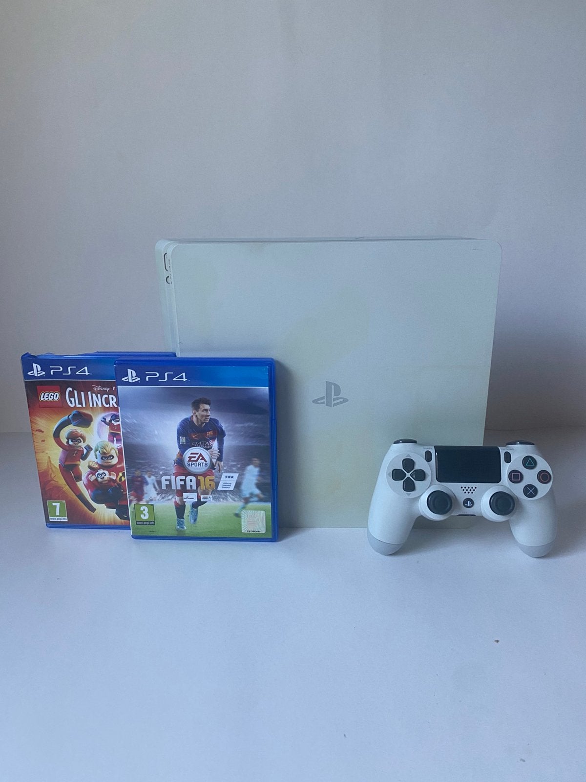 PlayStation 4 Slim Glacier White 500GB + Originel Controller, Games en Spelcomputers, Ophalen of Verzenden, Zo goed als nieuw