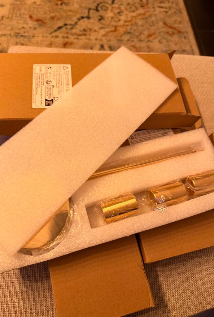 45 decoratieve gouden kandelaars (15 sets  3 stuks), Ophalen of Verzenden, Zo goed als nieuw