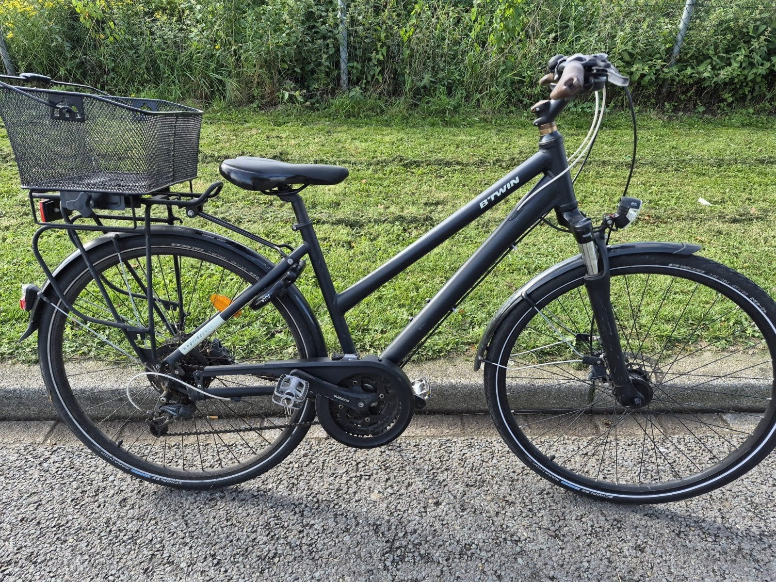 BTWIN fiets met mandje, Ophalen