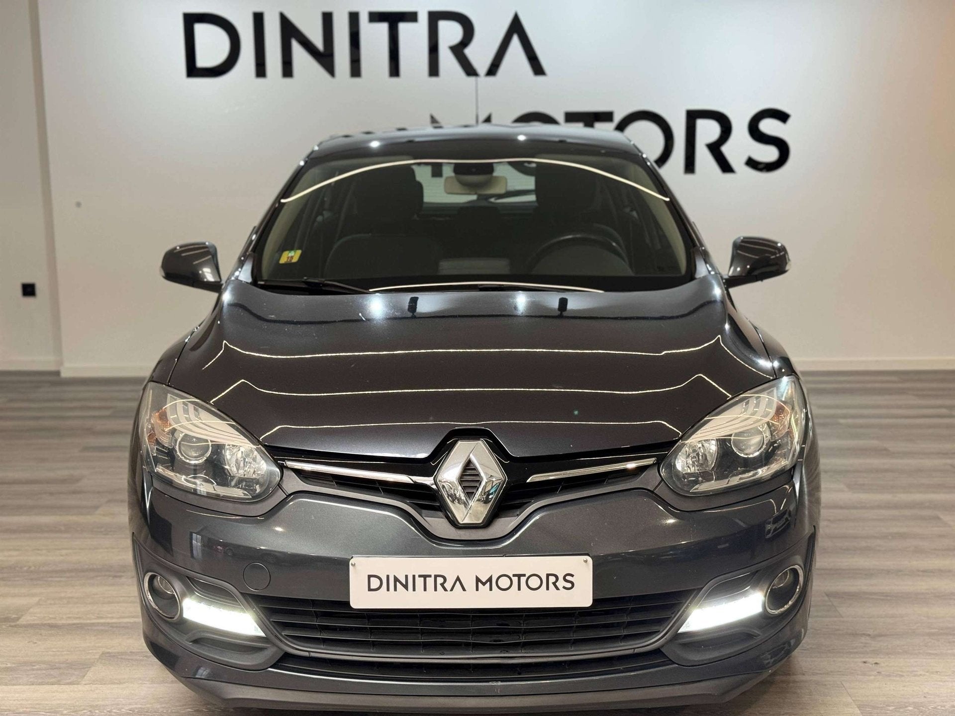 Renault Megane 1.2 TCe Energy TomTom Edition - Navi/Cruise/K, 1197 cm³, Achat, Entreprise, Entretenue par le concessionnaire