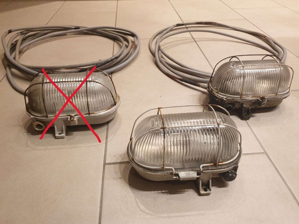 2 Bulls eye industriele jaren 50 buiten lampen werkt perfekt, Ophalen, Glas, Plafondlamp