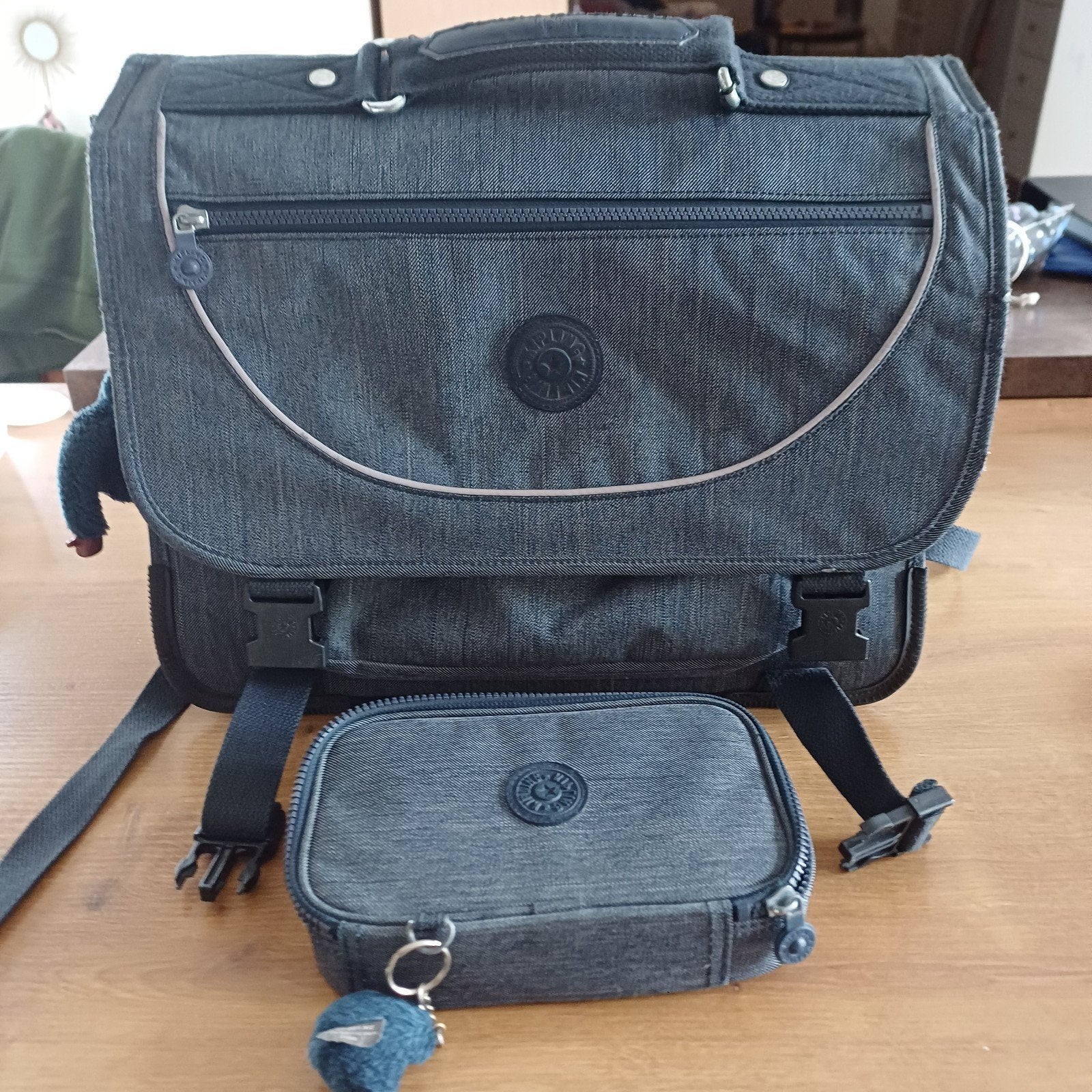 Cartable kipling avec trousse, Enlèvement ou Envoi