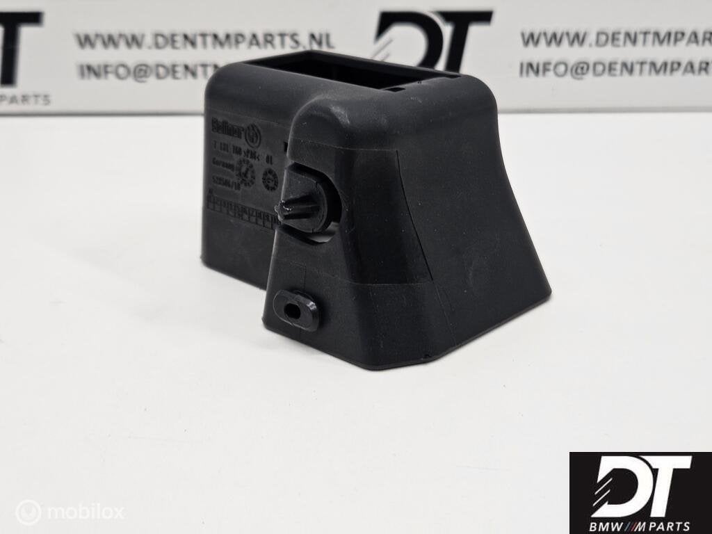 Bracket f. hazard warn. triangle BMW E90 E92 51477131760, Autos : Pièces & Accessoires, Neuf, Enlèvement ou Envoi