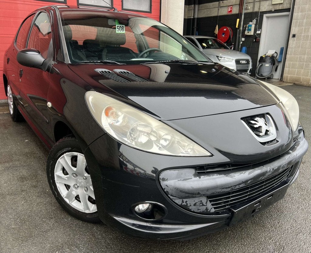 Peugeot 206+ 1.4 HDi Trendy + CLIM, Autos, Achat, 50 kW, Entreprise, Boîte manuelle