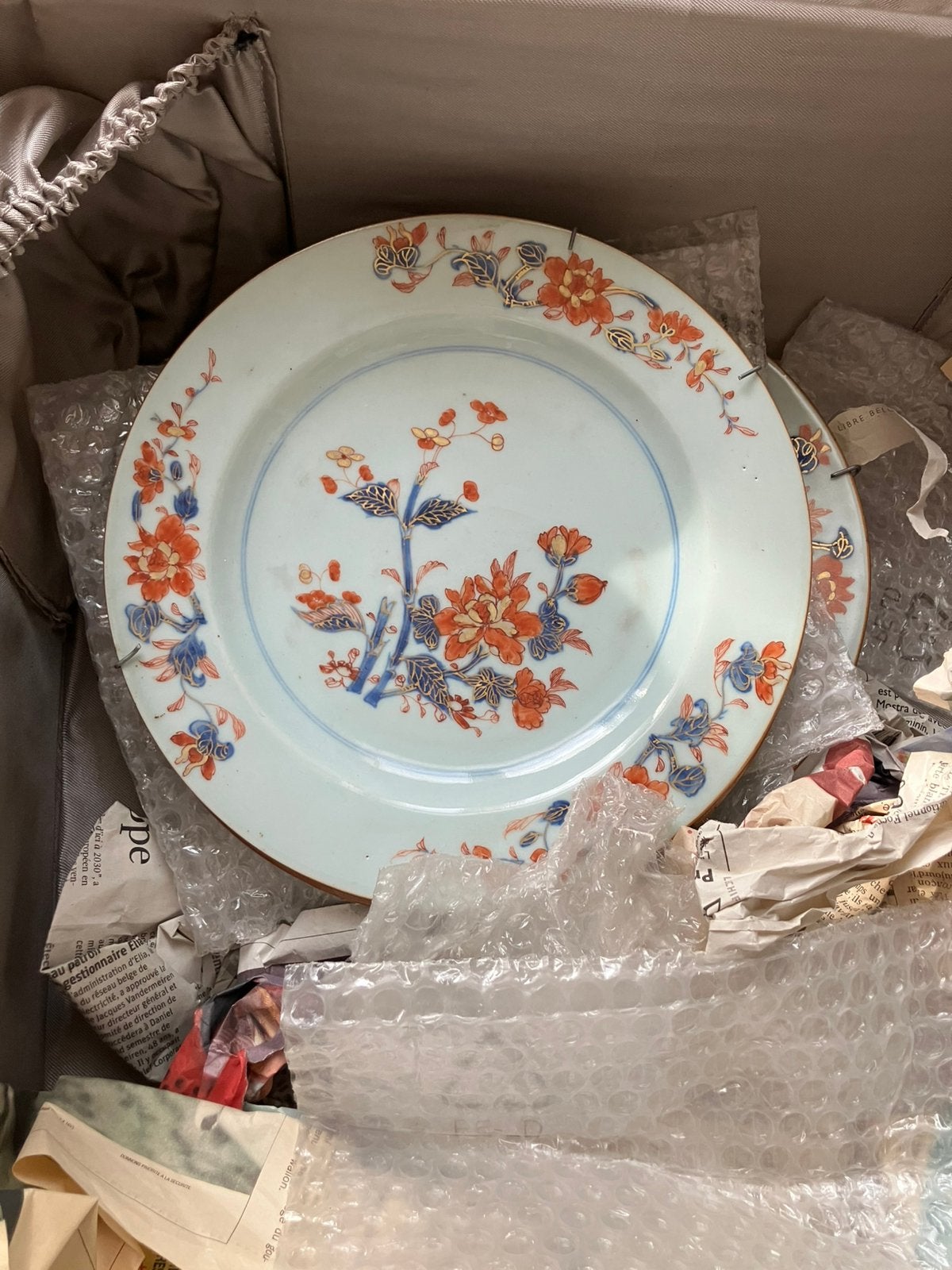 5 asiettes décoratives avec fleurs, Antiquités & Art, Enlèvement