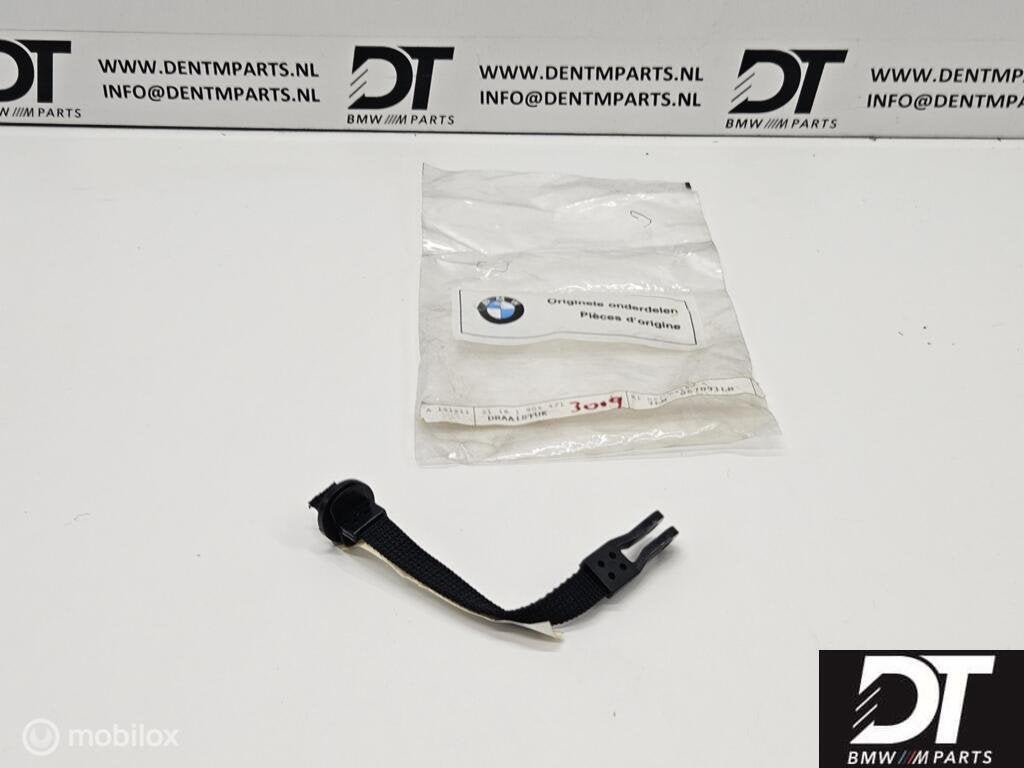Glove box joint link BMW E30 E28 51161904471, Nieuw, Ophalen of Verzenden