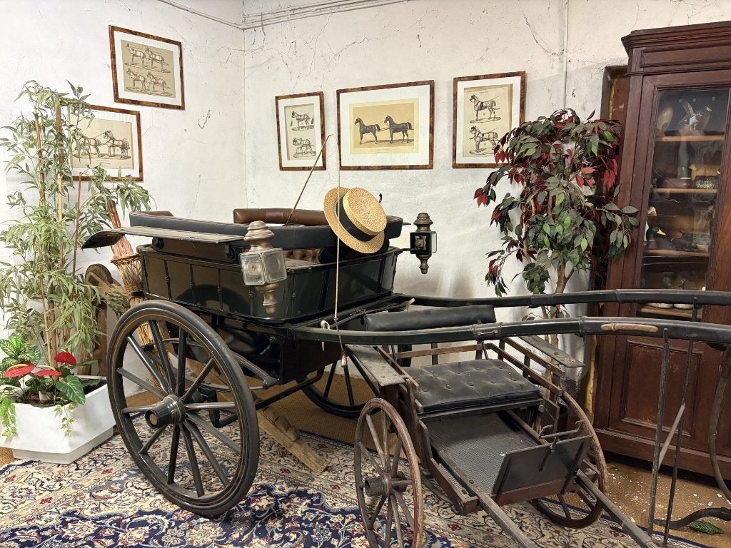 Voiture hippomobile ancienne – Tonneau + attelage enfant, Enlèvement, Comme neuf, Voitures