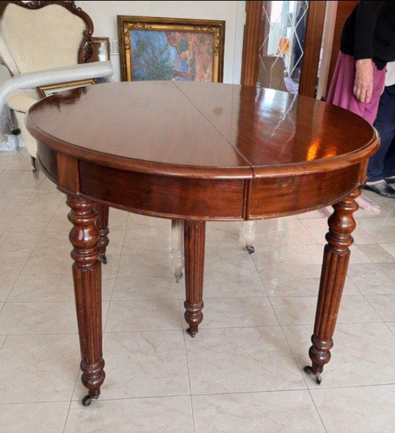 Table ovale Louis-Philippe en acajou massif, Antiquités & Art, Enlèvement