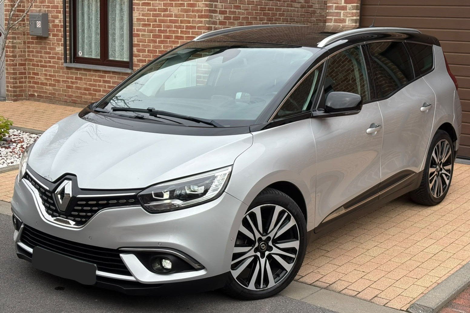 Renault Grands Scenic Initial Paris 2020 Euro6d, Auto's, Leder, Diesel, 5 deurs, Particulier