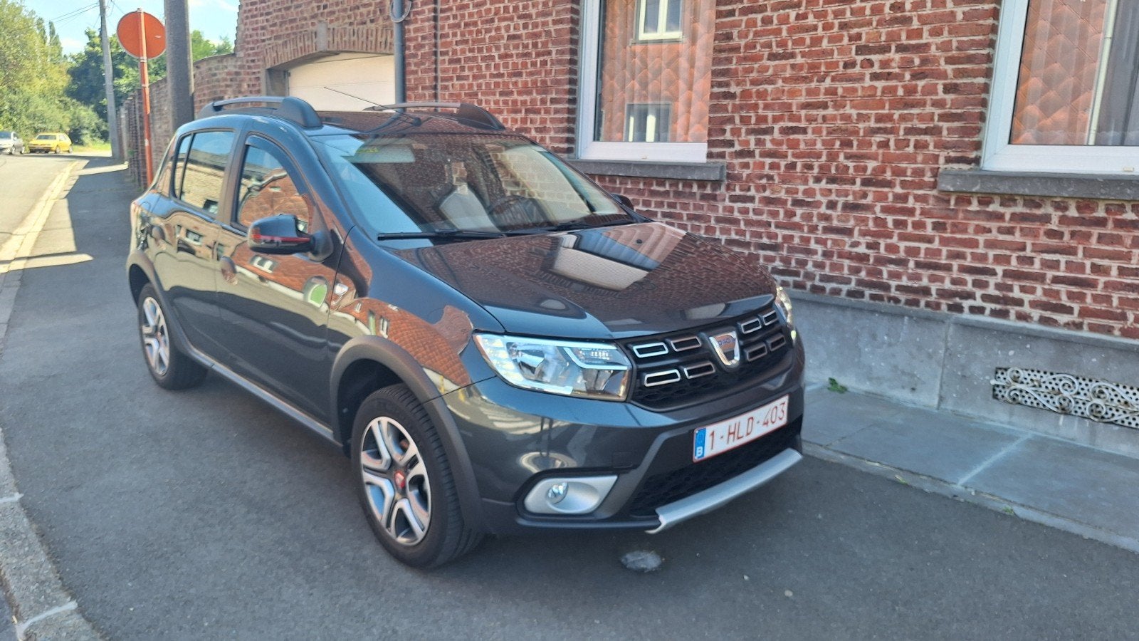 Dacia sandero stepway flambant neuf a vendre, Achat, Boîte manuelle, 5 portes, Particulier