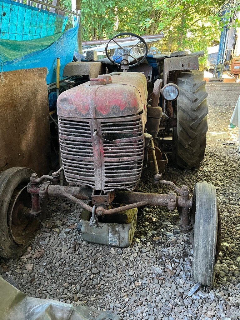 Tractor McCormick (3 stuks), Zakelijke goederen, Ophalen, McCormick