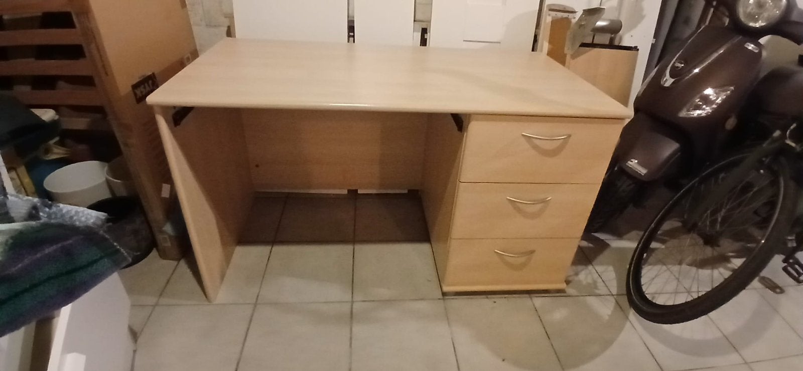 Bureau te koop, Maison & Meubles, Bureaux, Enlèvement, Avec tiroirs, Comme neuf