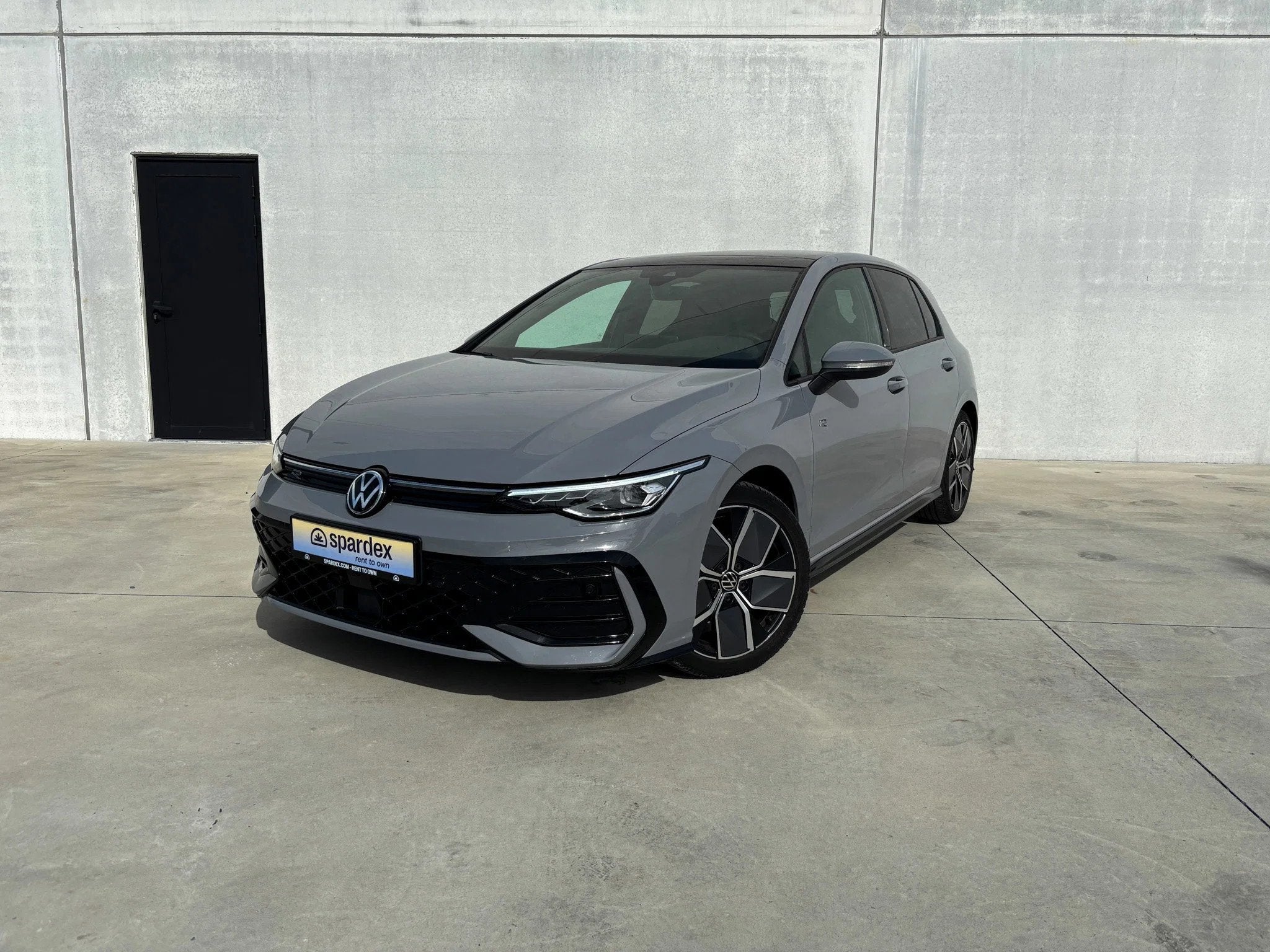 Volkswagen Golf R-Line | Leasing (automatique), Argent ou Gris, Achat, 5 portes, 5 places