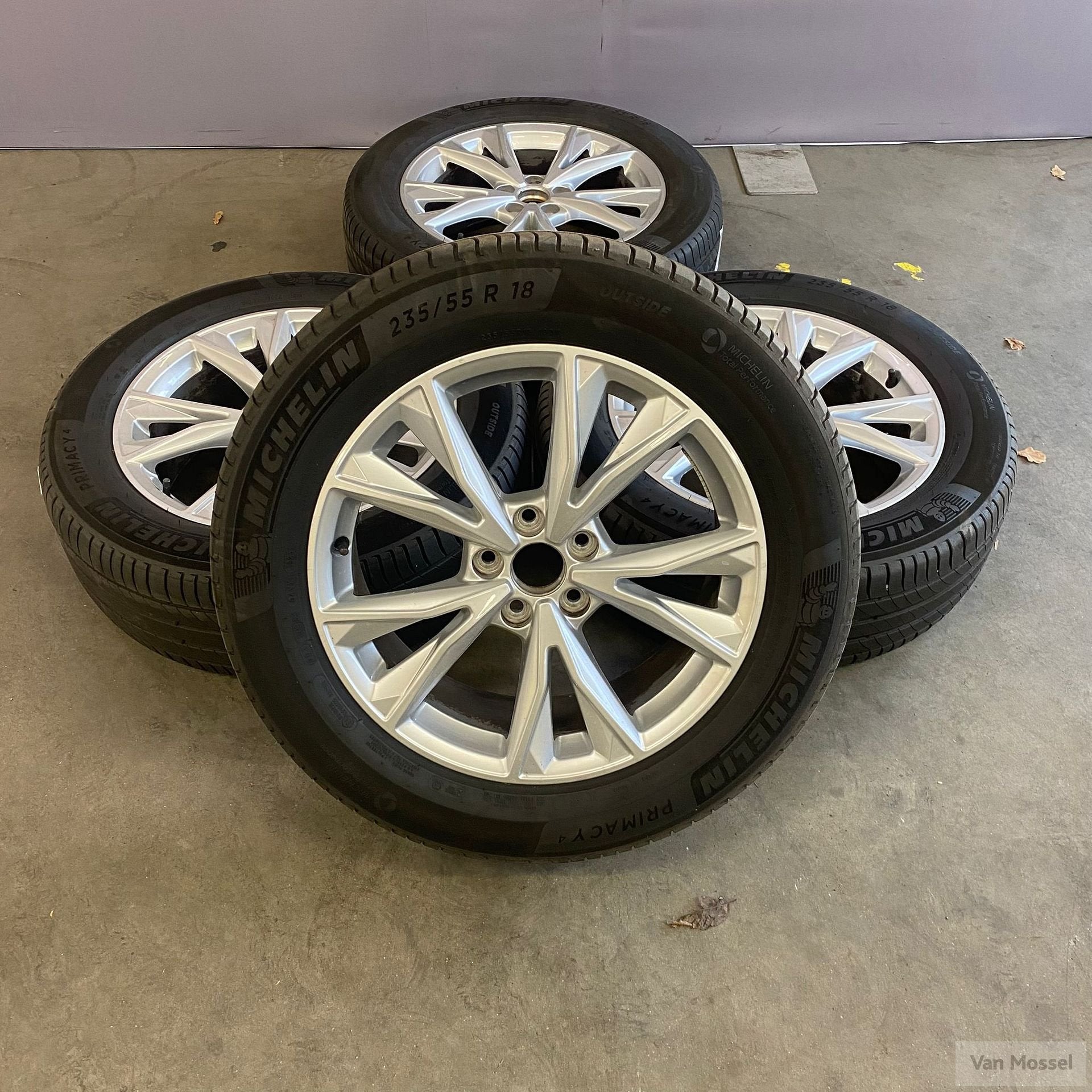 Audi Q3 Michelin Primacy 4 235/55/R18 100V, 18 inch, Gebruikt, -, -