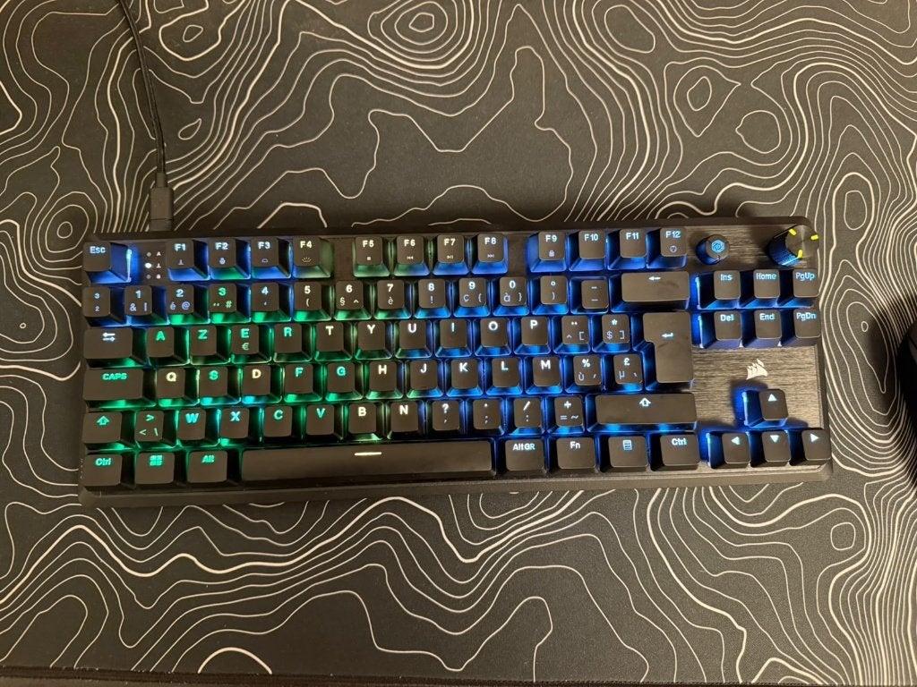 Corsair k70 core tkl, Informatique & Logiciels, Enlèvement