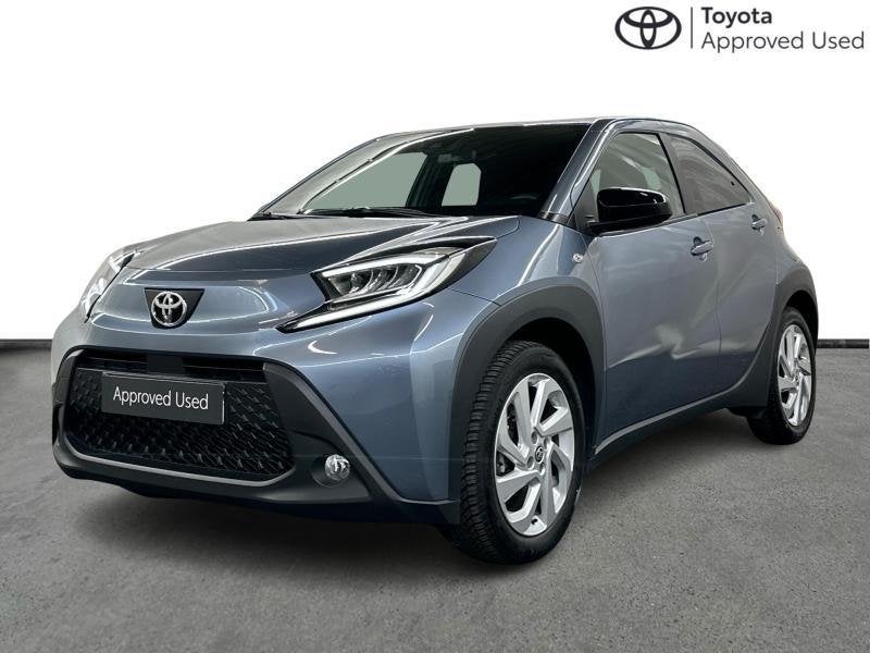 Toyota Aygo MT Active | LED | heated seats, https://public.car-pass.be/vhr/18178794-d24f-4eee-9110-e9aa23341603, 110 g/km, 72 pk
