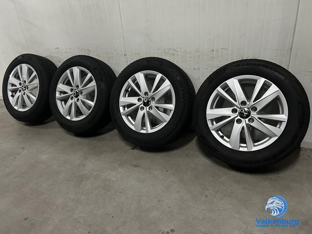 7mm! Originele VW Touran 5TA Karlstad 16 inch velgen 5x112 A, Auto-onderdelen, Gebruikt, -, Banden en Velgen, All Season