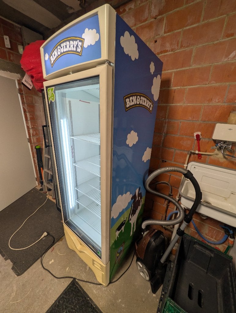 Ben & Jerry's Display Vriezer / Diepvries, Elektronische apparatuur, Vriezers en Diepvrieskisten, Gebruikt, Vrijstaand, Vrieskast