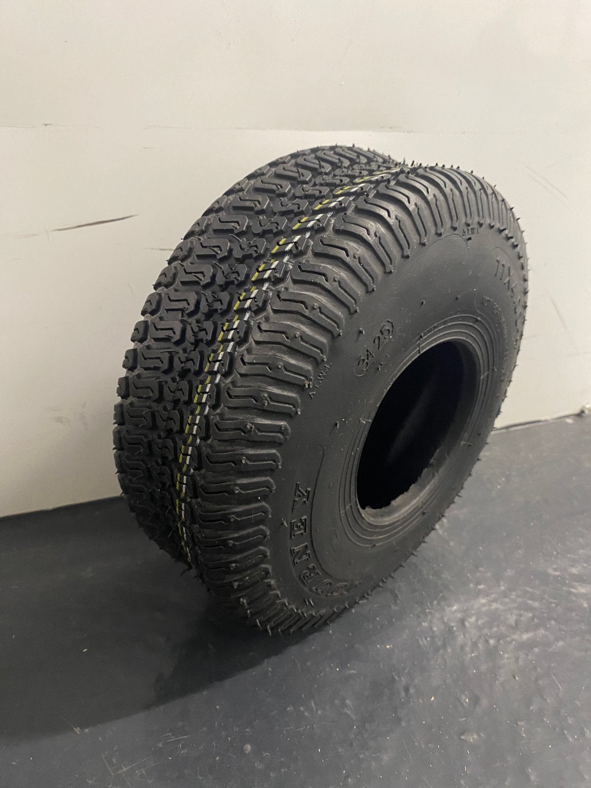 pneu Gazon 4 pôles 11x400-6, Enlèvement ou Envoi