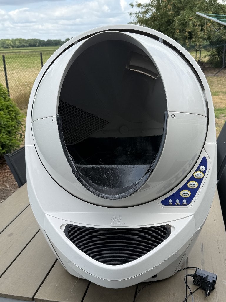 Litter Robot LR3 (defect), Dieren en Toebehoren, Kattenbakken, Ophalen, Zelfreinigend, Gebruikt, Gesloten