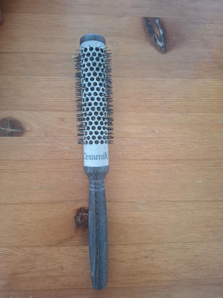 Brosse à cheveux Tek Ceramic, Bijoux, Sacs & Beauté, Beauté | Soins des cheveux, Enlèvement, Utilisé, Peigne ou Brosse