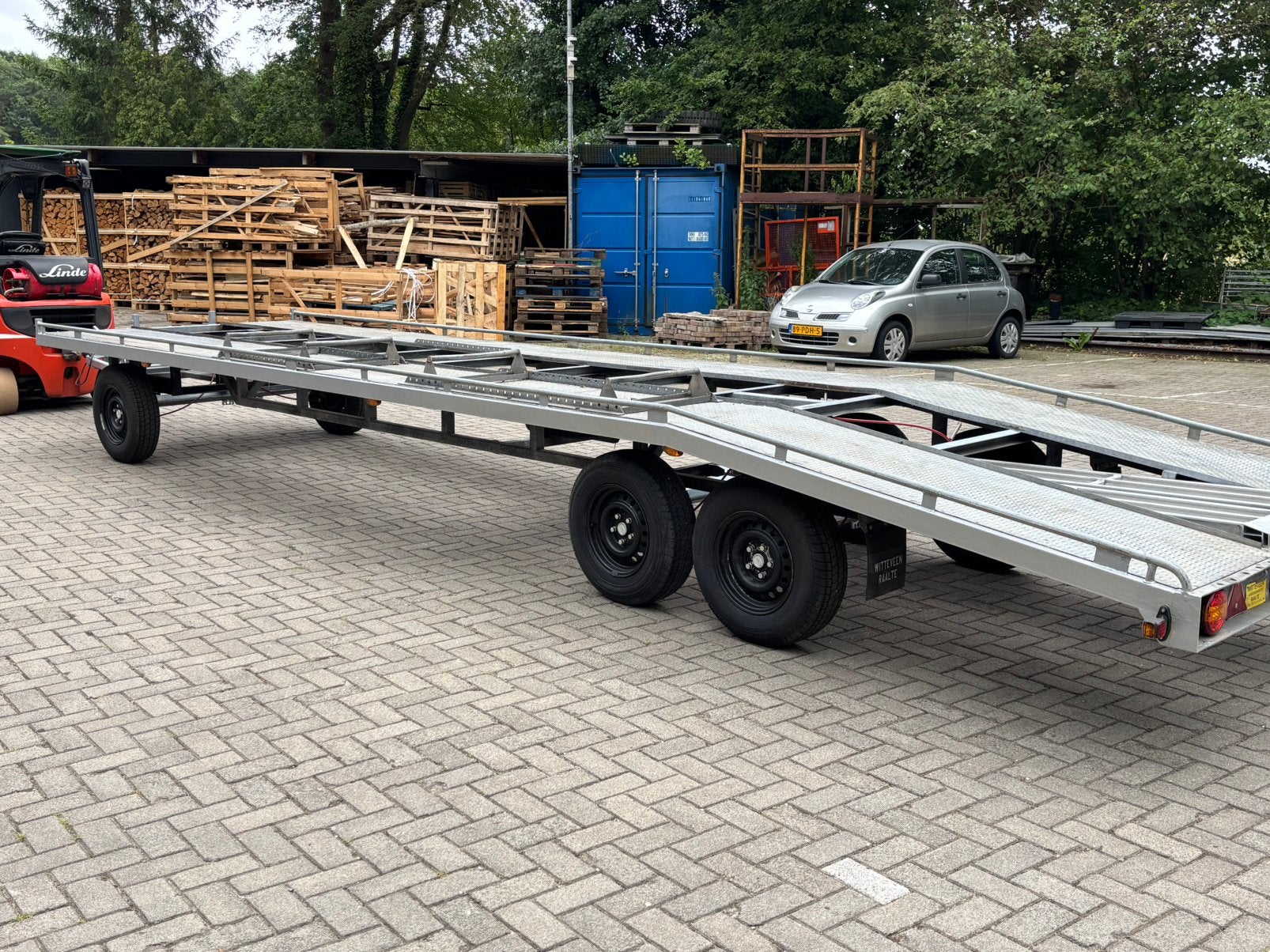 Schamelwagen 3500 kg Autotransporter Witteveen, Ophalen, Zo goed als nieuw