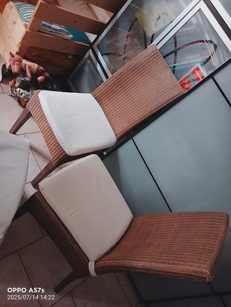 3 CHAISES EN OSIER, Enlèvement