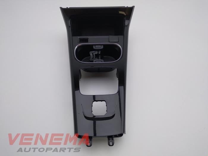 Middenconsoles van een Mercedes A-Klasse, Gebruikt, -, Ophalen of Verzenden, -