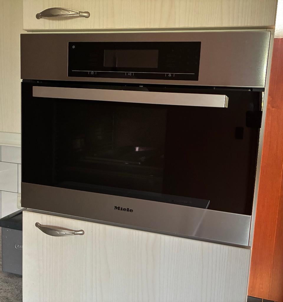 Miele Combi-stoomoven DGC5080, Elektronische apparatuur, Ovens, Hete lucht, Oven, Zo goed als nieuw, Inbouw