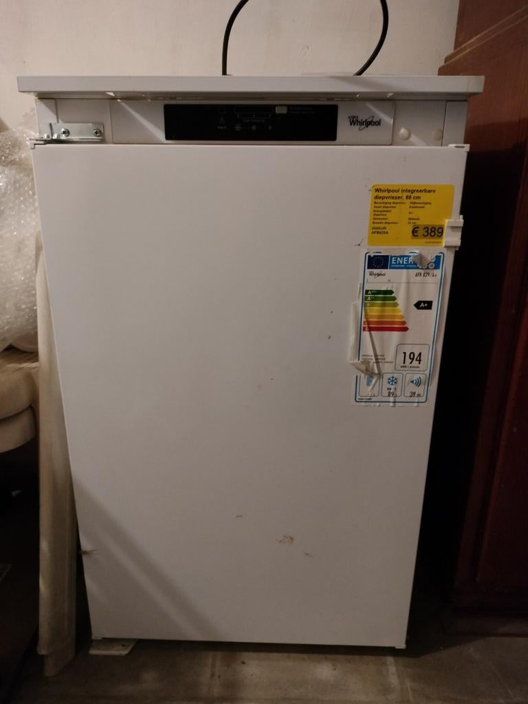 Diepvriezer inbouw Whirlpool, Elektronische apparatuur, Vriezers en Diepvrieskisten, Zo goed als nieuw, Inbouw, Vrieskast, 85 tot 120 cm
