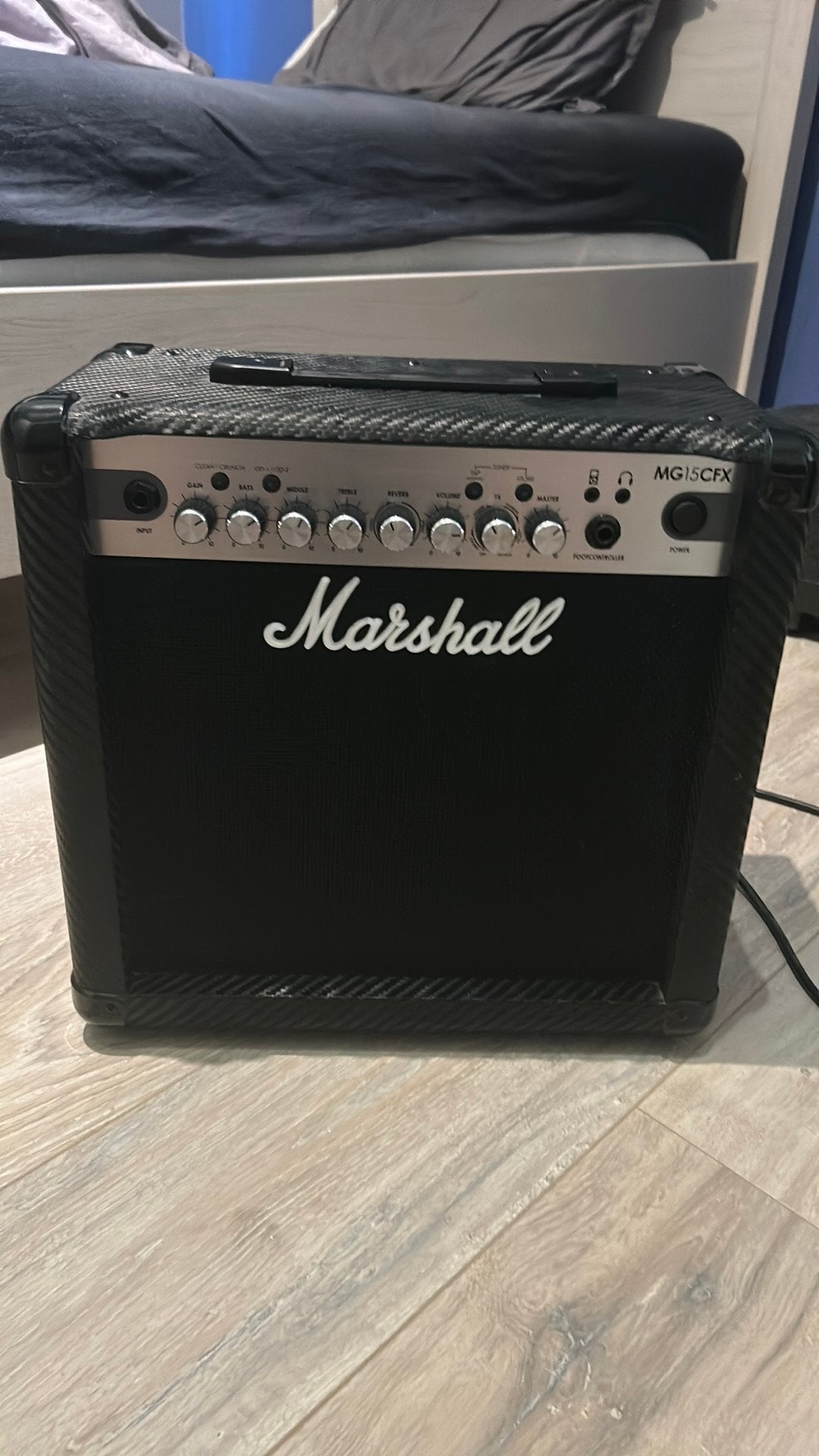 Amplificateur (Marshall), Enlèvement, Comme neuf