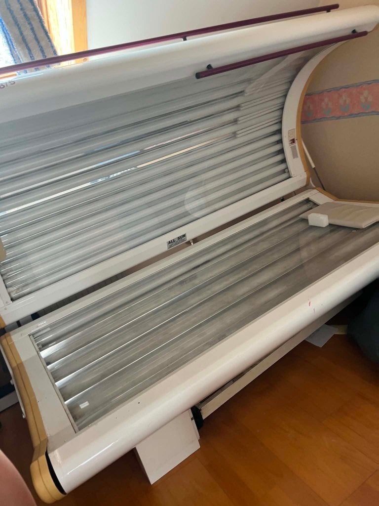 Lit de bronzage, Enlèvement, Utilisé, Banc solaire double, 10 à 15 lampes