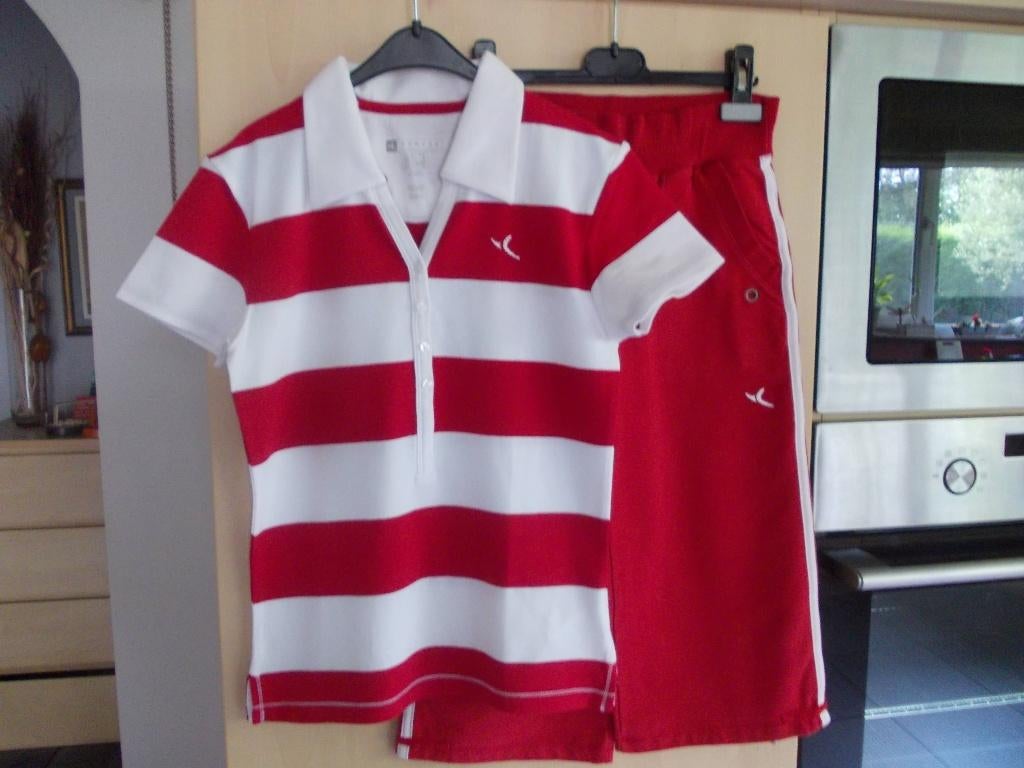 Setje Decathlon.  maat 152. Meisje. NIEUW., Meisje, Nieuw, Ophalen of Verzenden, Setje