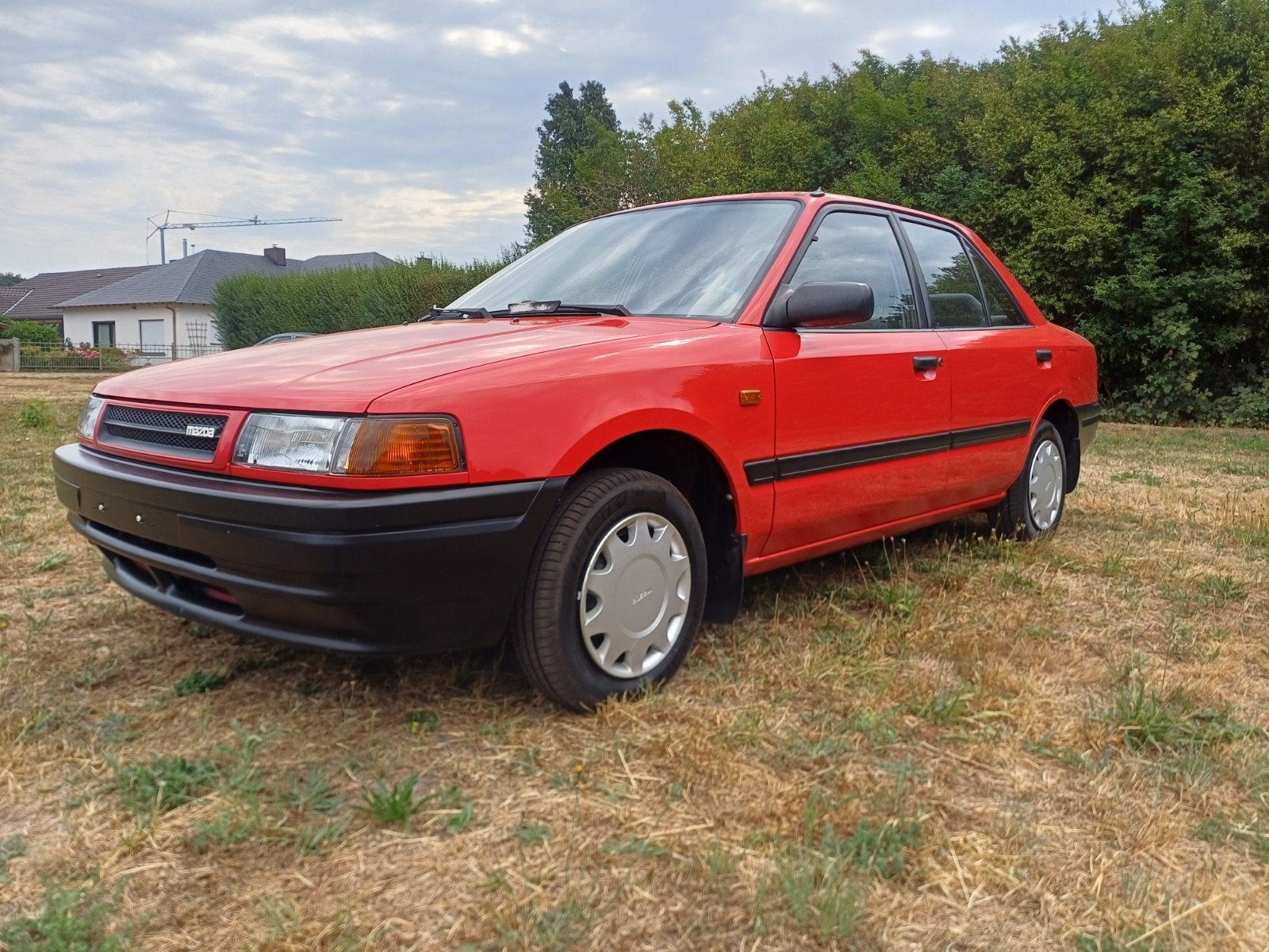 Mazda 323 oldtimer heel mooie staat roestvrij, Auto's, Bedrijf, Mazda, Te koop, Benzine